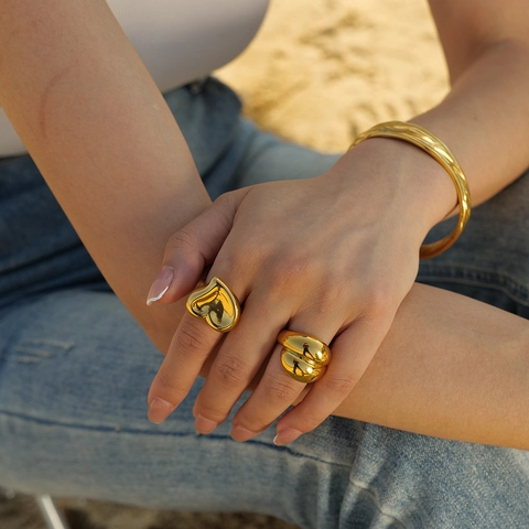 Bague Cœur en Acier Inoxydable pour Femme Plaquée Or 18K Polie Mode Statement Ring Élégant Bijoux Accessoire Cadeau