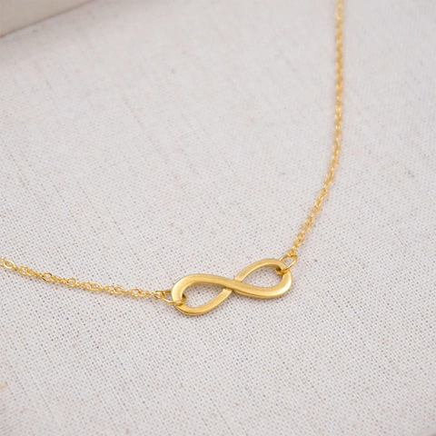 Minimalistische Titanstahl Unendlichkeitssymbol Anhänger Halskette Gold Kreuzkette Mode Schmuck Für Damen Geschenk