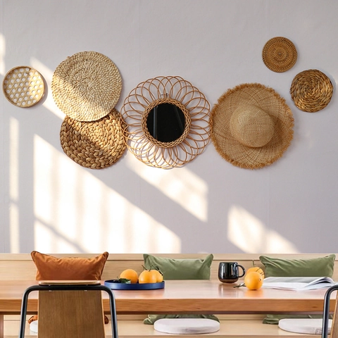 Boho Woven Wall Basket Decor Handwoven Straw Rattan Hanging Round Art Decor For Living Room Bedroom Natural Ethnic Style