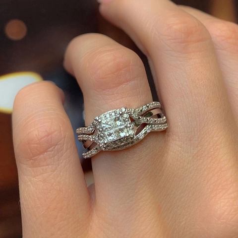 Luxury Princess Square Cluster Halo Ring Copper Zirconia Criss-Cross Twisted Band Silver Color Wedding Engagement Jewelry For Women