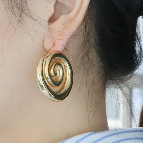 Übertriebene 18K Vergoldete Kupfer Spiral Runde Scheibe Creolen Für Damen Persönlichkeit Geometrische Mode Schmuck Geschenk