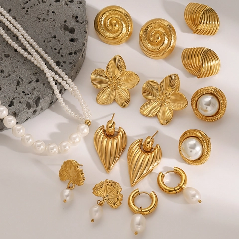 Joyas De Acero Inoxidable Y Perlas Artificiales Bañadas En Oro Flor Corazón Estilo Vintage Impermeable Hipoalergénico Para Mujeres