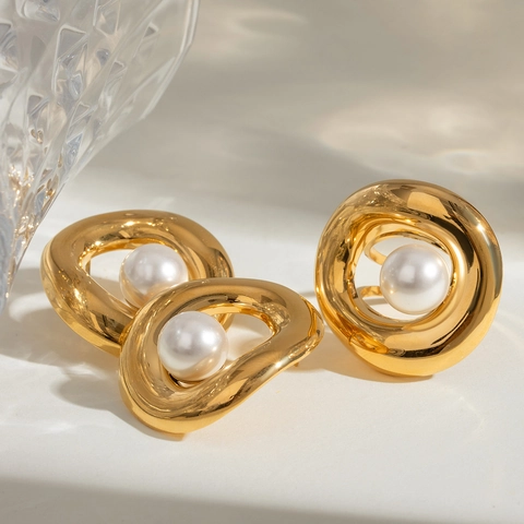 Irreguläre Creolen 18K Vergoldeter Edelstahl Mit Künstliche Perle Poliert Geometrischer Modeschmuck Hypoallergen