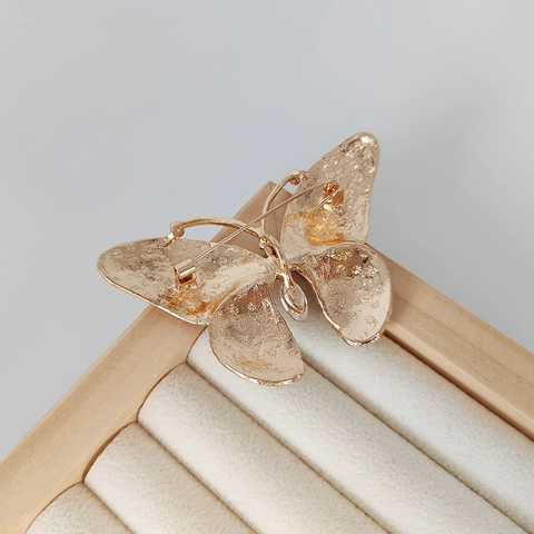 Elegante Vlinder Broche Legering Verguld Gekleurd Emaille Strass Kristal Speld Voor Dames Formeel Feest Sjaal Gesp