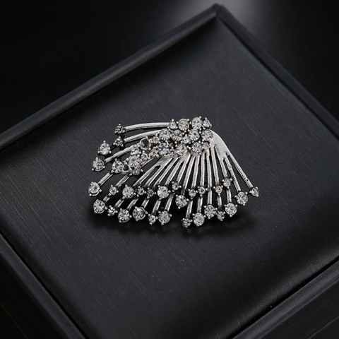 Vintage Plata Aleación de Zinc Abanico Radiante Diamantes de Imitación Ear Jackets Para Mujer Moda Chic Estilo Hoja Incrustado Diamantes de Imitación Pendientes de Botón Con Poste de Acero Inoxidable