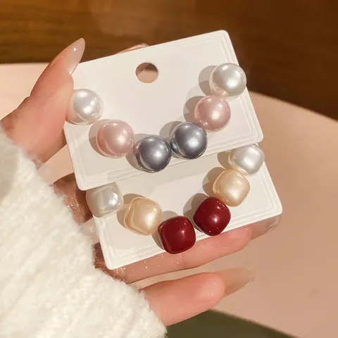 Pendientes De Botón De Perlas Artificiales Artificiales Redondas Cuadradas Con Poste De Plata Retro Francés Minimalista Brillo Alto Para Mujeres