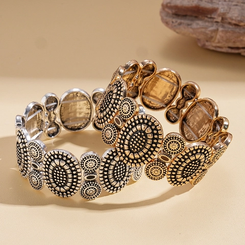 Vintage Distressed Metal Cuff Bracelet Alloy Elastic Geometric Embossed Sun Patterns Bohemian Western Retro Women Jewelry