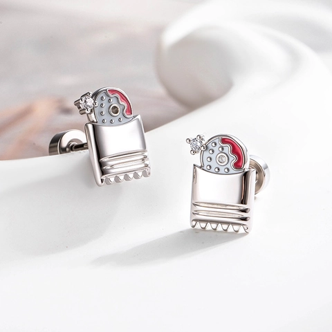 Oorkraakbeen Stud Roestvrij Staal Emaille Frietjes Vorm Zirkoon Ingelegd Schroefsluiting Piercing Sieraden Schattig Mode Voor Vrouwen
