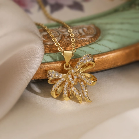 Collana Con Ciondolo A Fiocco Squisito Rame Zircone Placcato Oro Elegante Gioielli Accessorio Per Donne Regalo