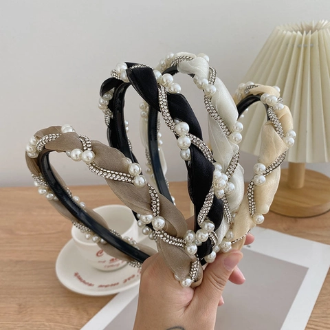 Womens Twisted Braided Headband With Artificial Pearls And Rhinestones Elegant Fabric Hair Hoop For Daily Decoration