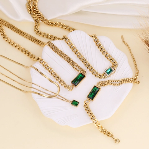 Collana E Bracciale In Acciaio Inossidabile Vintage Pendente In Vetro Verde Smeraldo Catena Asimmetrica Oro Gioielli