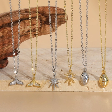Collana Con Pendente Placcato Oro 14K Rame Zirconi Coda Di Balena Sole Stella Geometrico Versatile Minimalista Per Donna