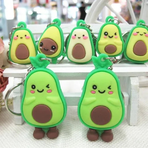 Simpatico Portachiavi Avocado Cartone Animato PVC Gomma Morbida Forma Di Frutta Ornamento Da Borsa Kawaii Mini Regalo