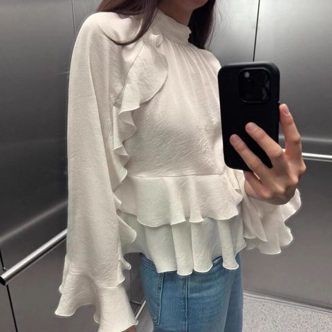 Damen Elegante Satin Bluse Stehkragen Gestufte Rüschen Langarmhemd Einfarbig Schickes Oberteil Weiß
