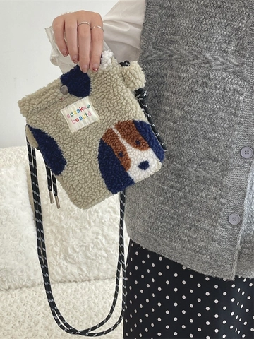 Plush Heart Pattern Crossbody Bag Cute Faux Fur Phone Pouch Small Shoulder Bag With Cord Strap