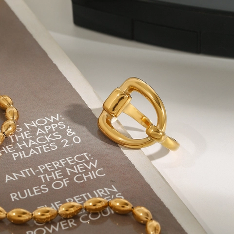 Horsebit Ring Edelstahl 18K Vergoldet Minimalistisches D-Schnalle Steigbügel Wasserdicht Modeschmuck Für Damen