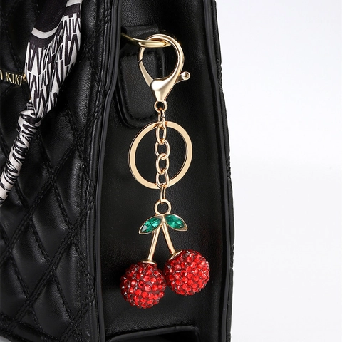 Portachiavi con Ciliegia in Resina e Strass di Moda Pendente per Borsa di Lusso a Forma di Frutta per Donna