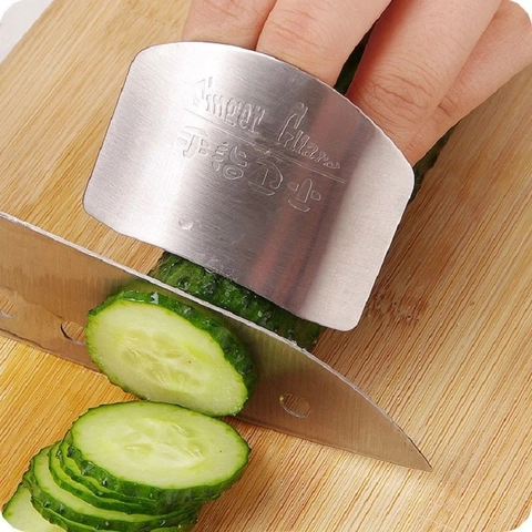 Stainless Steel Finger Guard Adjustable Kitchen Cutting Hand Protector Safe Slicer Tool Silver Metal Finger Shield
