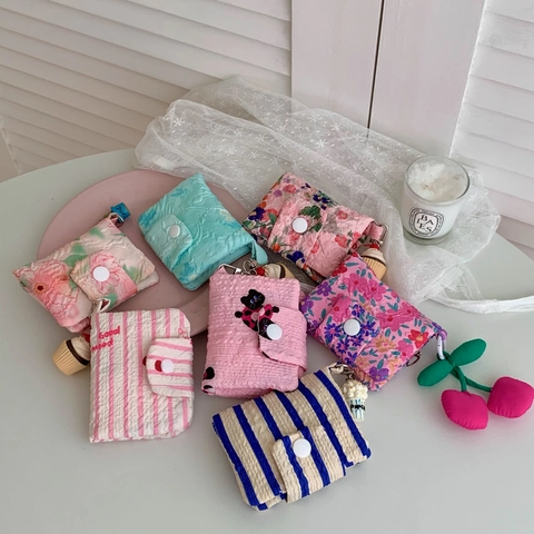 Mini Münztasche Süße Gesteppte Stoff Kartenhalter Beutel Mit Schlüsselanhänger Blumenmuster Cartoon Druckknopf Für Damen
