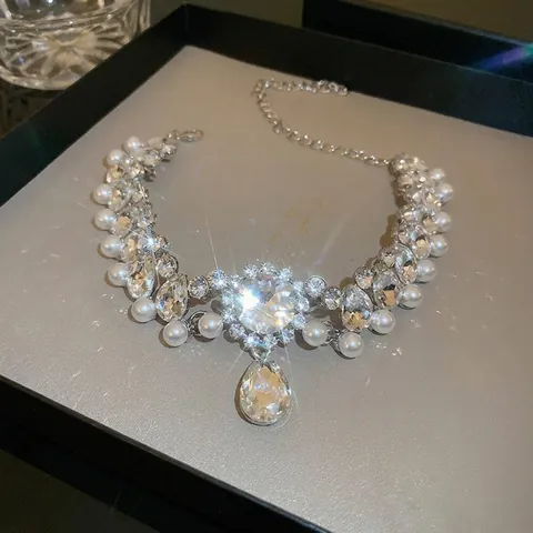 Collana Choker Di Lusso Retro Francese Con Pendente A Goccia D'acqua In Strass Fiore In Lega E Künstliche Perle Eleganti