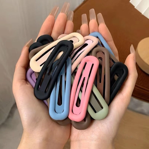 Matte Metal Hair Clips Hollow Oval Snap Clips Morandi Colors Frosted Minimalist Hairpins Women Girls Hair Accessories