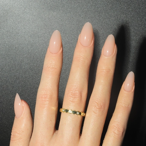 Glossy Almond Press On Nails Short Solid Nude Pink Removable Fake Nails For Women Daily Manicure Resin Material