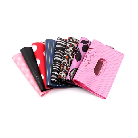 Plastic Gift Bags With Die Cut Handle Boutique Shopping Packaging For Jewelry Clothing Storage Various Printed Patterns