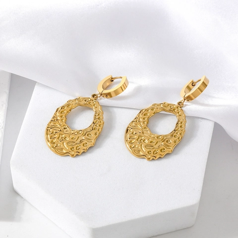 Unregelmäßige Creolen Für Damen 316 Edelstahl Vergoldet Geometrische Hammerschlag Textur Oval Hohl Baumeln Accessoire
