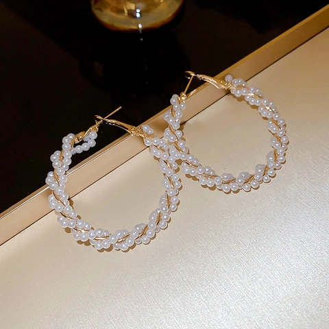 Retro Geometrische Hoop Oorbellen Met Imitatieparel Legering Gedraaid Ontwerp En Zilveren Oorbelpen Voor Dames Franse Stijl