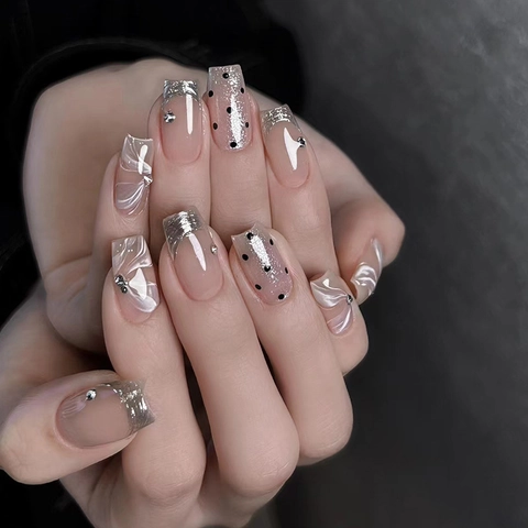 Uñas Postizas Press On Retro Francés Purpurina Plateada Puntos Negros Patrón Mármol Largas Ataúd Bailarina Con Diamantes De Imitación