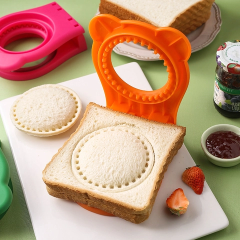 Sandwich Ausstecher Und Versiegeler PP Kunststoff Edelstahl DIY Taschenbrotform Rund Bärenform Für Kinder Mittagessen