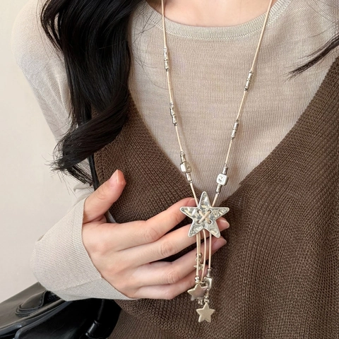 Stern Anhänger Halskette Bohemian Silber Legierung Gehämmert Charme Quaste Beige Leder Seil Pullover Kette Vintage Schmuck