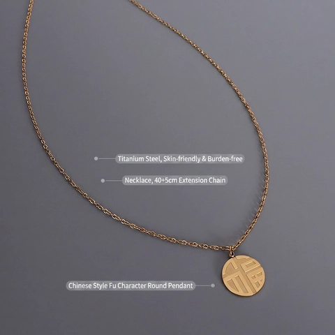 Collana Con Pendente Rotondo Carattere Fu Acciaio Al Titanio Placcato Oro 18K Stile Cinese Gioielli Per Donna