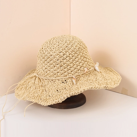 Sombrero de Paja Hecho a Mano para Mujer con Ala Ancha y Detalles de Conchas Moda Coreana Verano Protección UV Sombrero de Sol Playa Beige Caqui