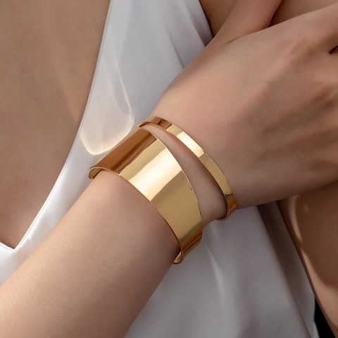Onregelmatige Holle Open Manchet Armband Legering Geometrisch Verstelbaar Goudkleurig Modern Elegant Sieraden Dames