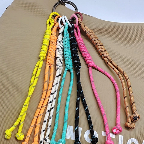Hand Braided Paracord Lanyard Reflective Rope Keychain Bag Charm Phone Strap Zinc Alloy Colorful Metal Ring Buckle Fashion
