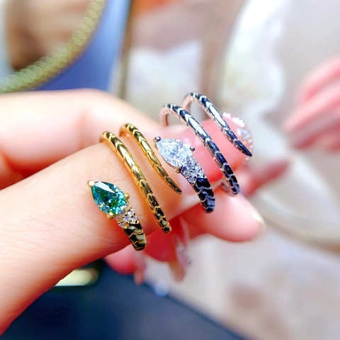 Snake Wrap Ring Copper Rhinestone Adjustable Open Spiral Pear Cut Stone Luxury Fashion Jewelry For Women