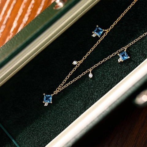 Retro 925 Sterling Silver Necklace For Women With Square Sea Blue Zircon Geometric Light Luxury Fashionable Jewelry