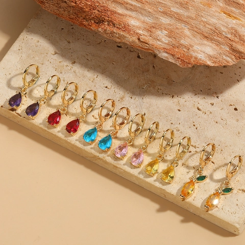 Boucles d'Oreilles Pendantes en Cuivre Zirconia pour Femmes Luxe Minimaliste Goutte d'Eau Bijoux de Piercing Cadeau Élégant