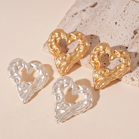 Iron Molten Heart Stud Earrings Liquid Metal Wrinkled Texture Vintage Oversized Jewelry For Women With Silver Earring Post