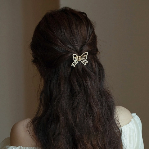 Butterfly Hair Claw Clip Gold Alloy Hollow Out With Faux Artificial Pearl Elegant French Style Hair Accessories For Women