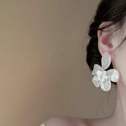 Flower Stud Earrings With Resin Marbled Petals And 925 Sterling Silver Earring Post Korean Style Elegant For Women