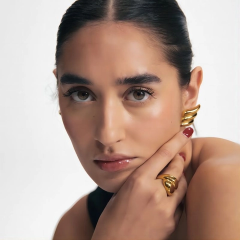 Orecchini A Lobo Ali D'angelo Acciaio Inossidabile Placcato Oro 18K Onda Geometrico Elegante Gioielli Donna Moda