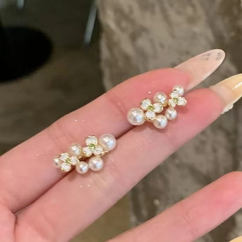 Flower Artificial Pearl Stud Earrings Alloy Zircon Enamel Gold Plated Elegant Jewelry With Silver Earring Post For Women
