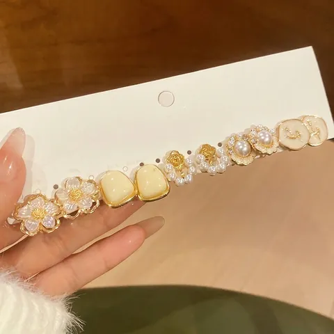 Flower Stud Earrings Alloy Rhinestone Imitation Artificial Pearl Enamel With Silver Earring Post Vintage Elegant Jewelry For Women
