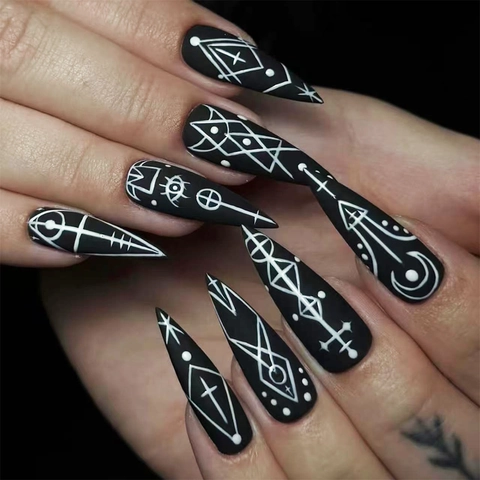 Press On Nägel Matt Schwarz Gothic Mystische Symbole Lange Stiletto Künstliche Nägel Halloween Maniküre Für Damen