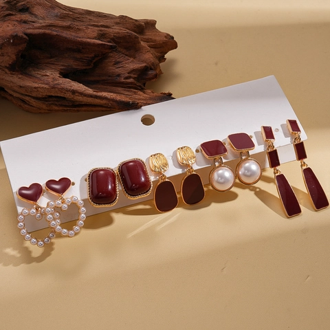 Orecchini Pendenti Cuore Geometrici Rosso Borgogna Resina Imitazione Perla Artificial Stile Retrò Elegante Con Perno In Argento Donne