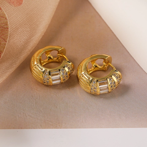 Geometrische Huggie Hoop Oorbellen Koper Verguld Baguette Zirkonia Kleurrijke Stenen Retro Mode Accessoire