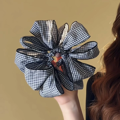 Übergroßes Schwarz-Weißes Gingham Stoff Scrunchie Vintage Koreanischen Stil Blumenform Haargummi Für Frauen Mädchen