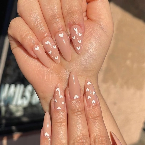 Uñas Postizas Forma Almendra Rosa Patrón Corazón Brillante Largas Puntas De Uñas Simple Elegante Para Mujeres